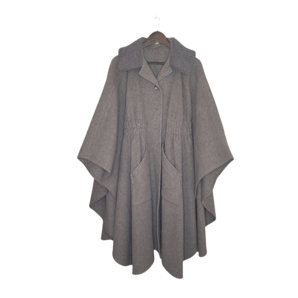 Womens Cape/Coat - Picture 1 of 5